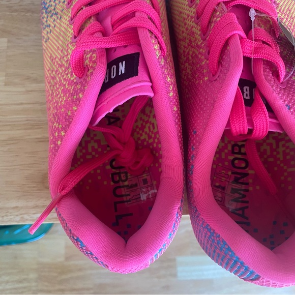 NoBull Project Trainers in neon glitch, Men’s size 9.5, Women’s size 11 - Picture 4 of 5